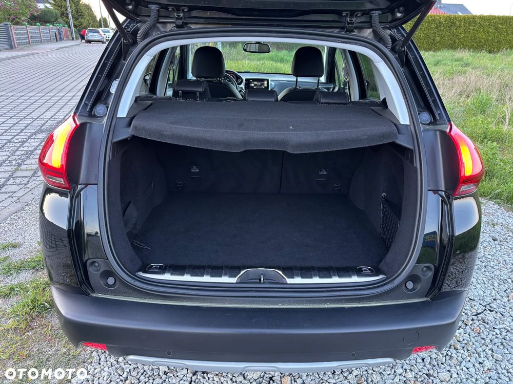 Peugeot 2008 1.6 BlueHDi Allure - 15