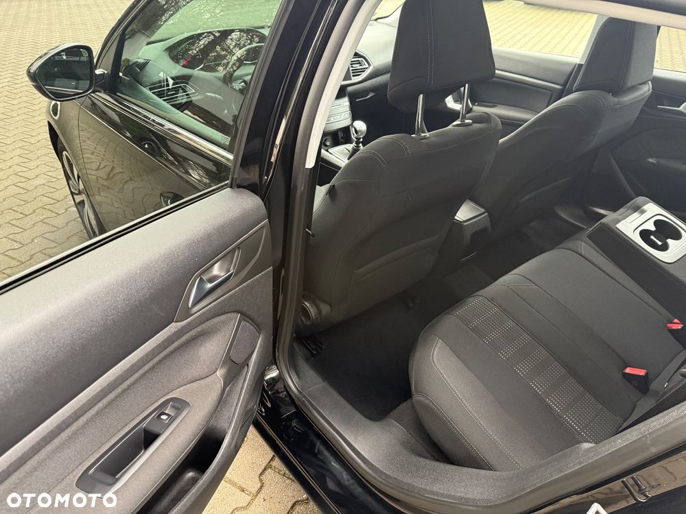 Peugeot 308 1.6 BlueHDi Active S&S - 11