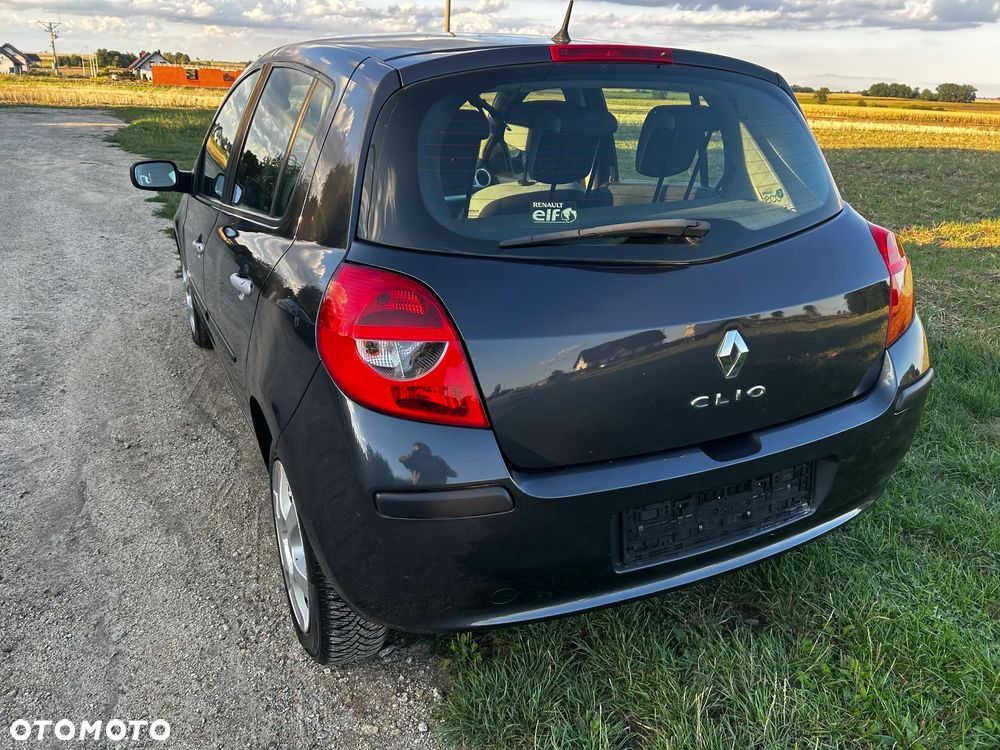 Renault Clio 1.2 16V Rip Curl - 6