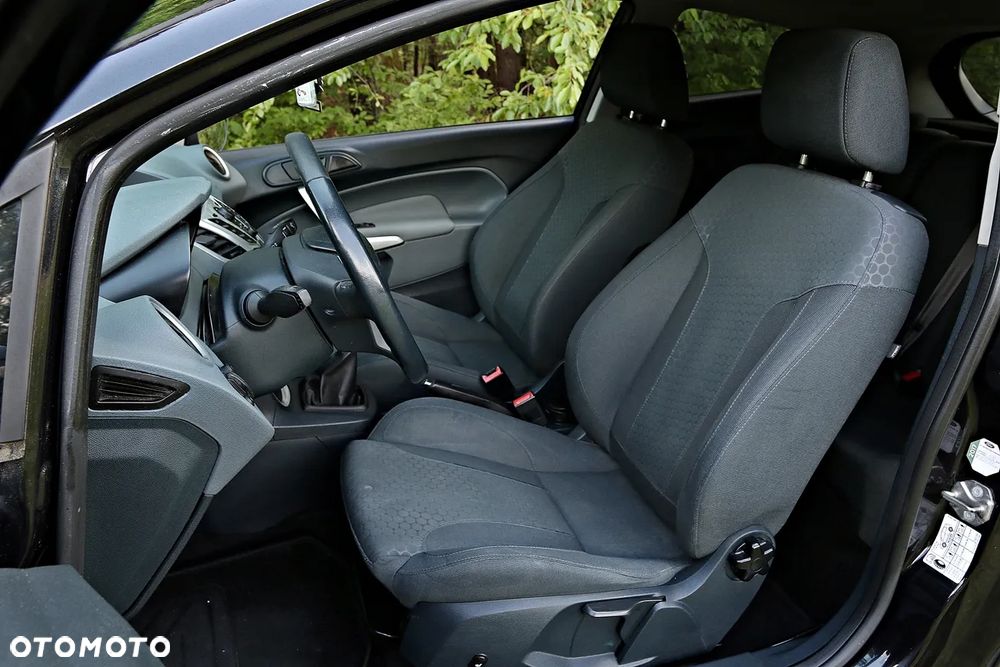 Ford Fiesta 1.4 Sport - 11