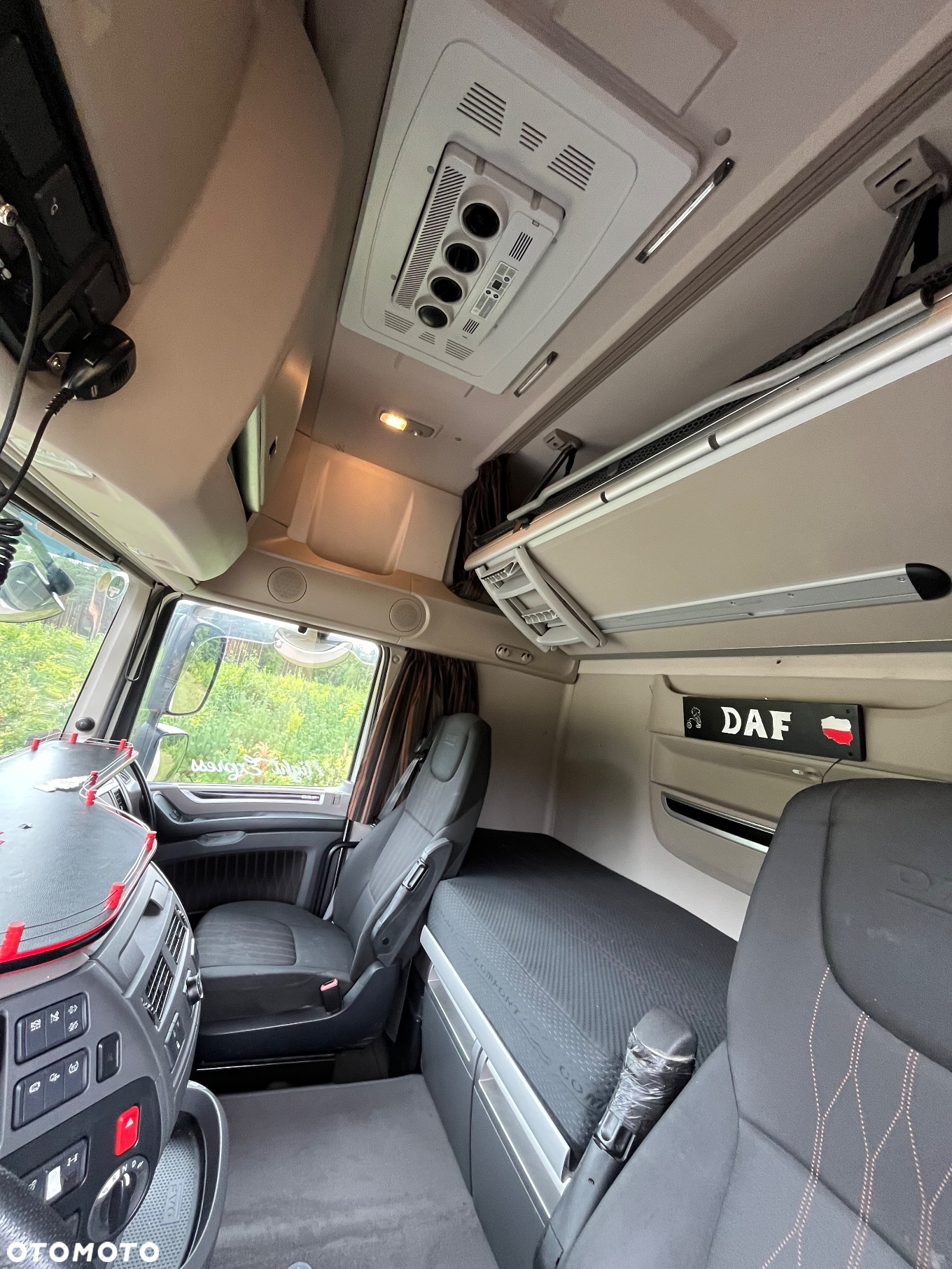 DAF - 9