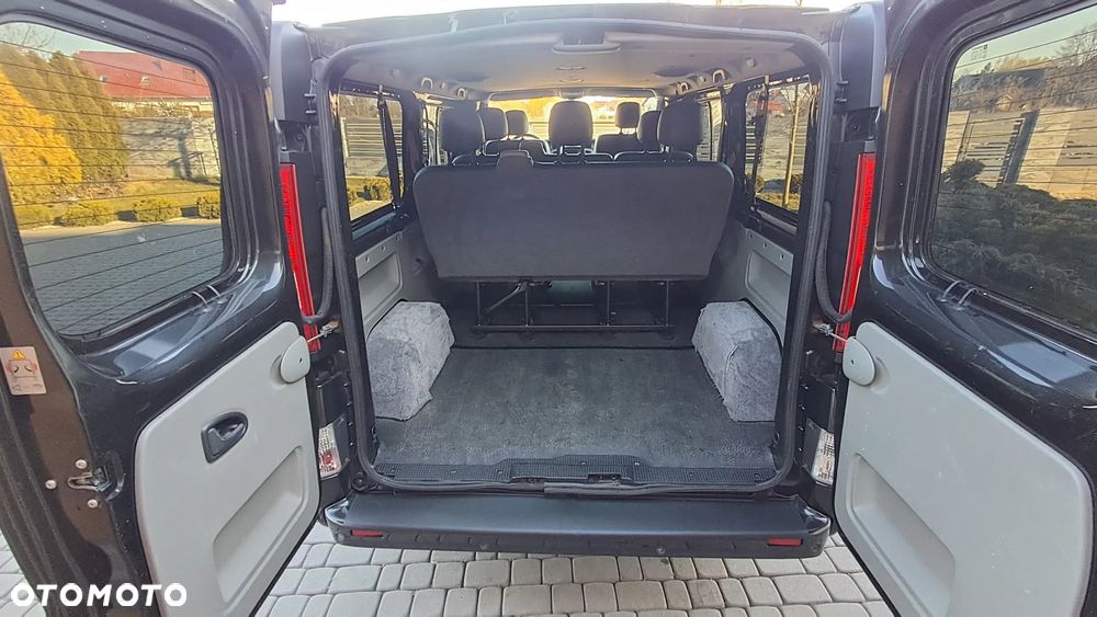 Renault Trafic - 10