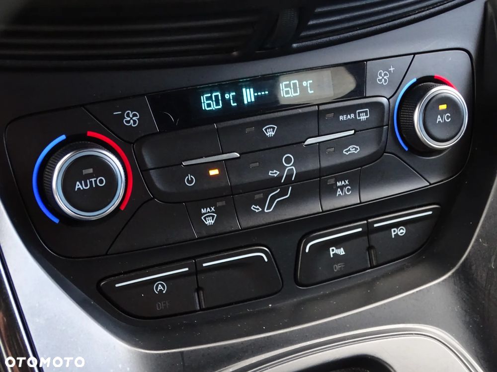 Ford Kuga 2.0 TDCi FWD ST-Line - 18