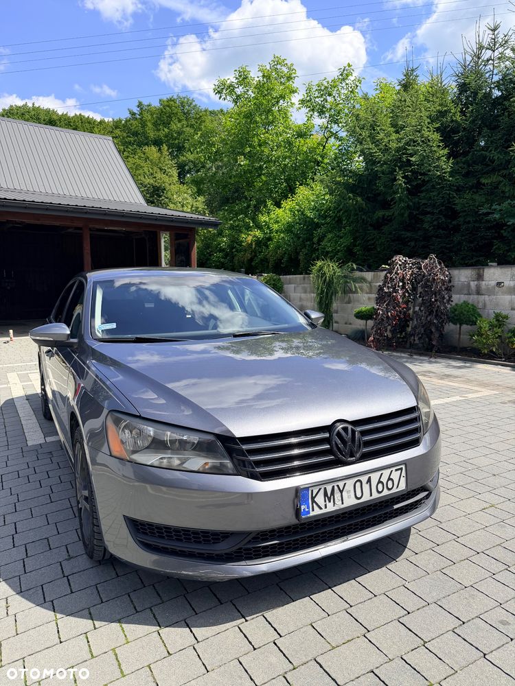 Volkswagen Passat - 3