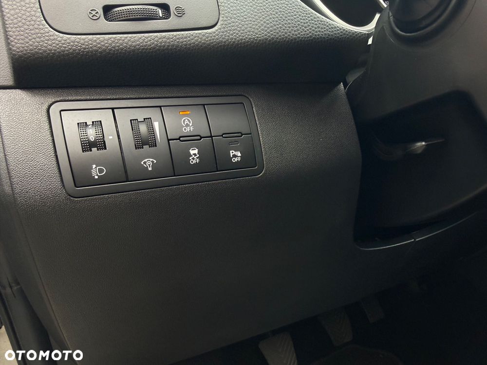 Kia Venga 1.4 CVVT Business Line - 14