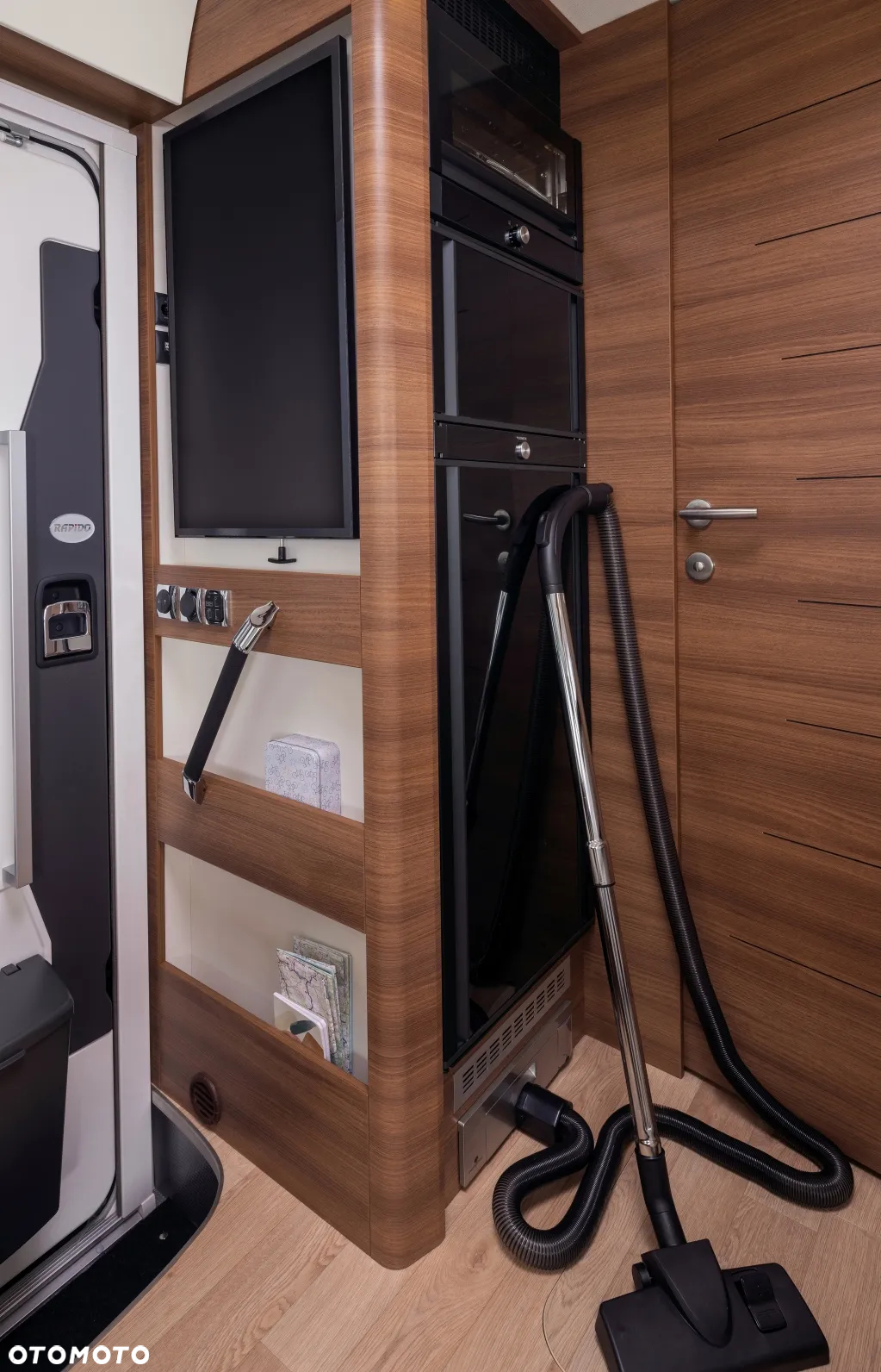 Rapido Distinction i96M Mercedes-Benz - 9