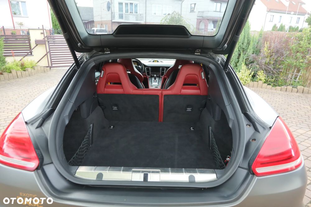 Porsche Panamera Turbo - 14