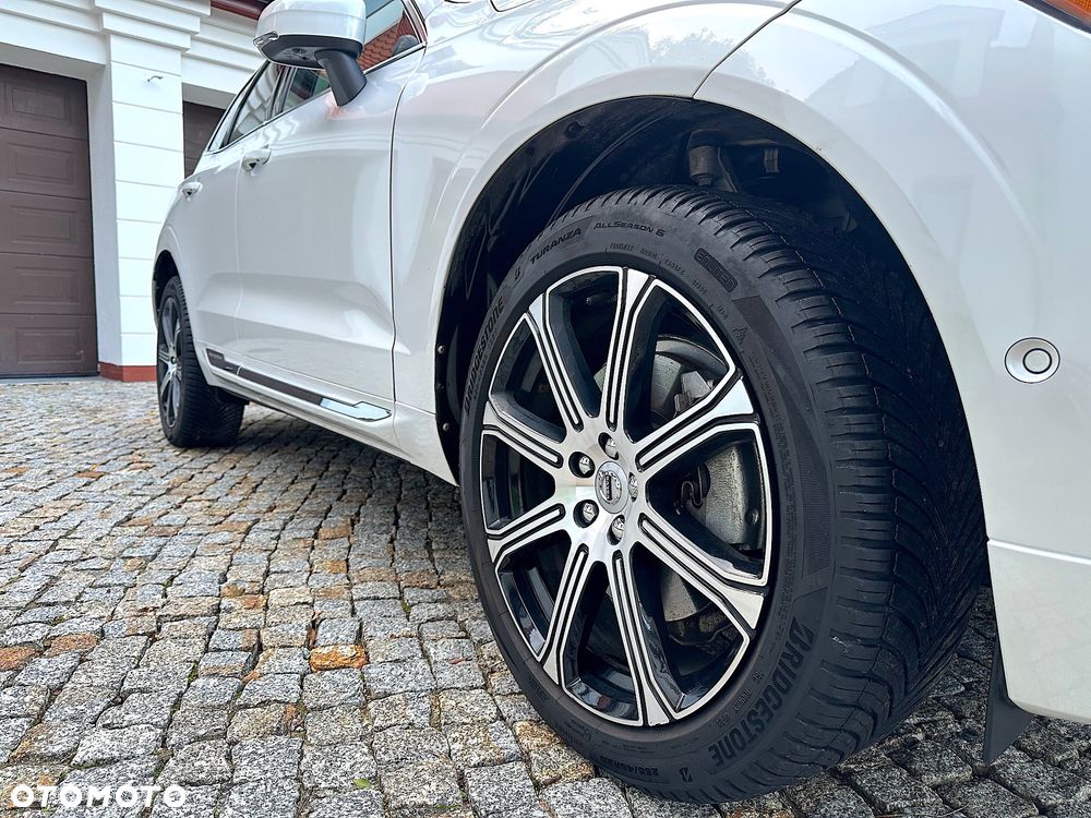 Volvo XC 60 T8 AWD Plug-In Hybrid Inscription Expression - 8