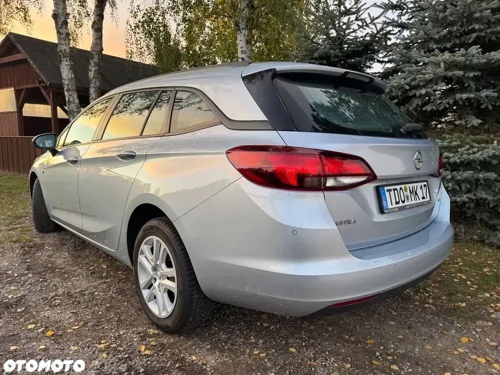 Opel Astra - 2