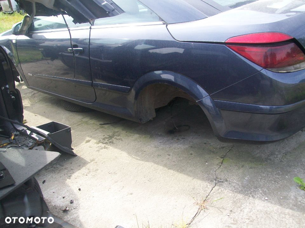 błotnik tył lewy astra h cabrio