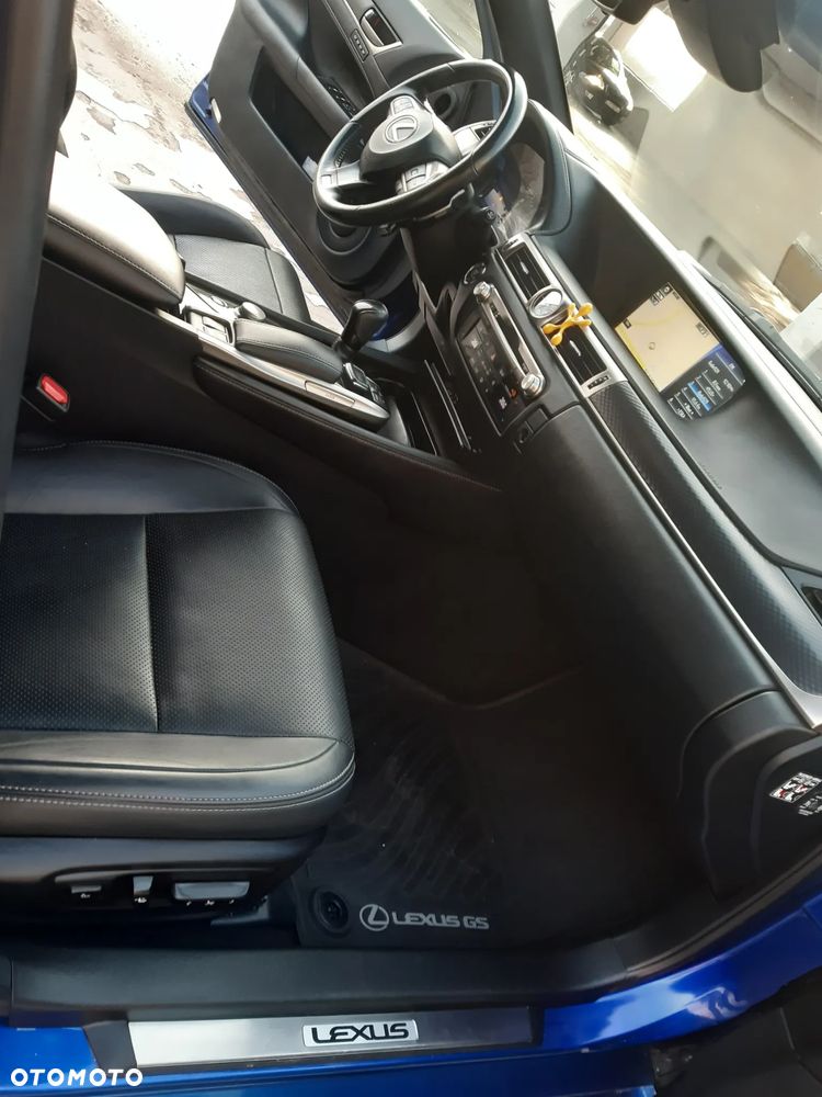 Lexus GS 200t / 300 F Sport - 21