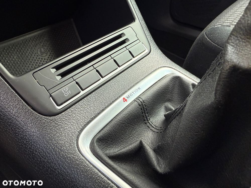 Volkswagen Tiguan - 17
