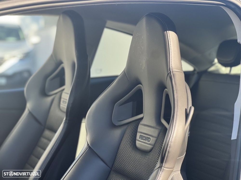 Opel Corsa 1.6 Turbo OPC - 11