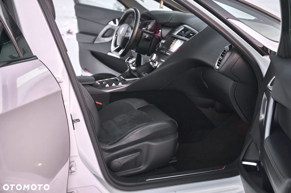 DS Automobiles DS 5 - 22