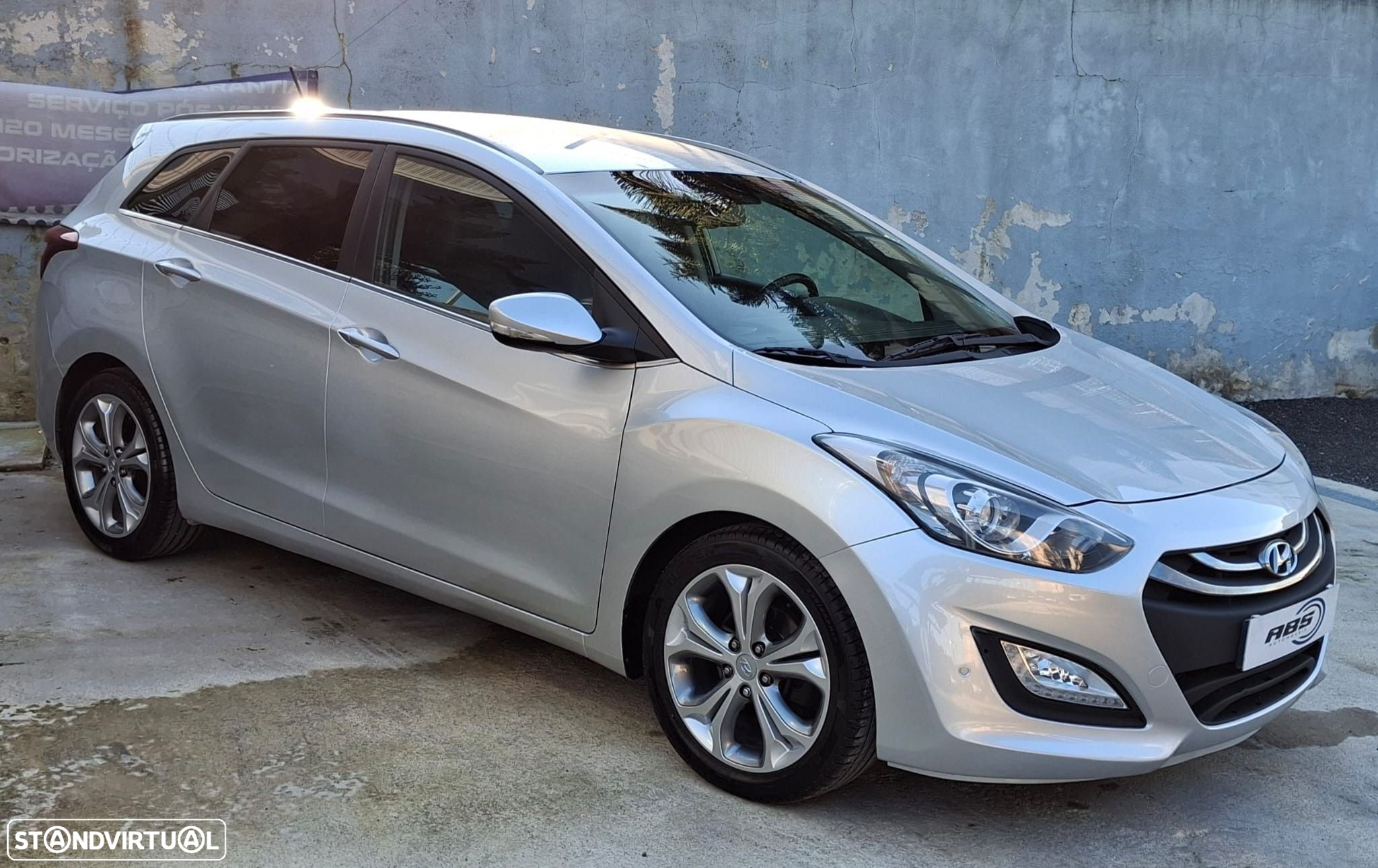 Hyundai i30 1.6 CRDI STyle J17 - 4