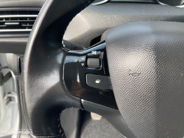 Peugeot 308 SW 1.5 BlueHDi Style - 18