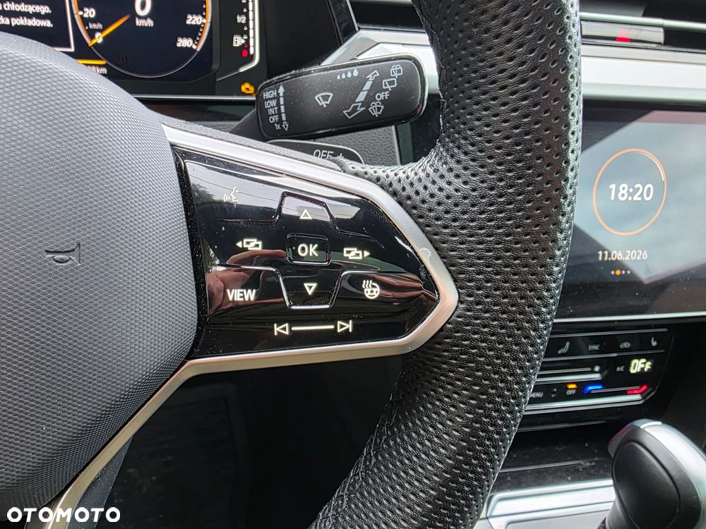 Volkswagen Arteon 2.0 TDI R-Line DSG - 26