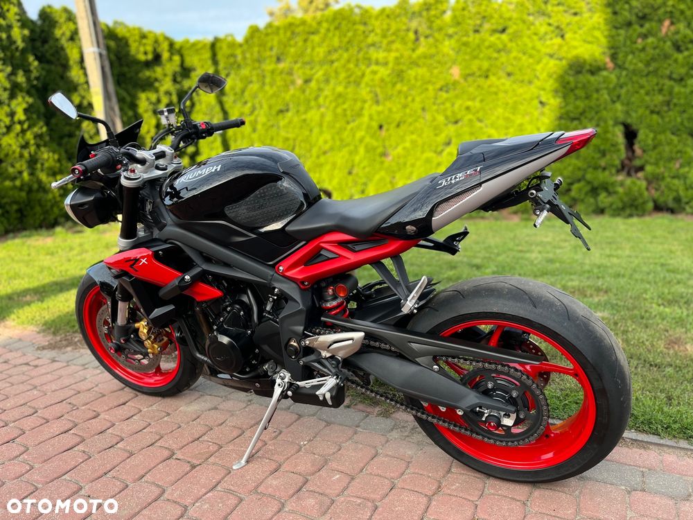 Triumph Street Triple - 9