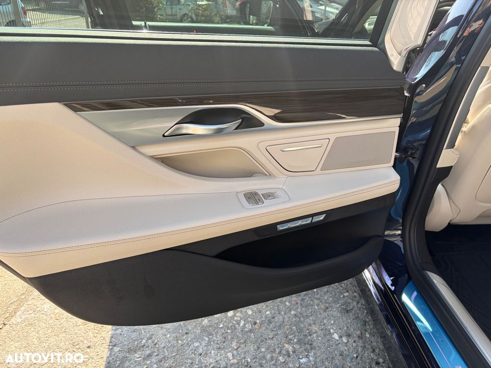 BMW Seria 7 730Ld xDrive - 10