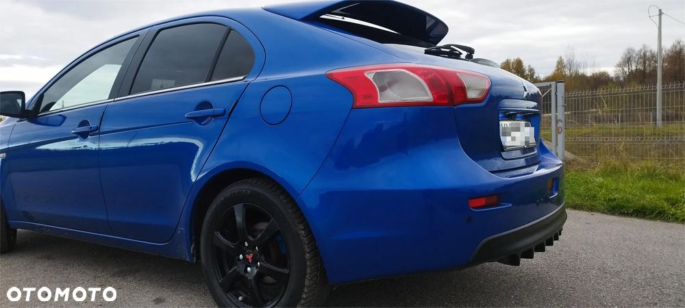 Mitsubishi Lancer 1.8 Invite CVT - 2