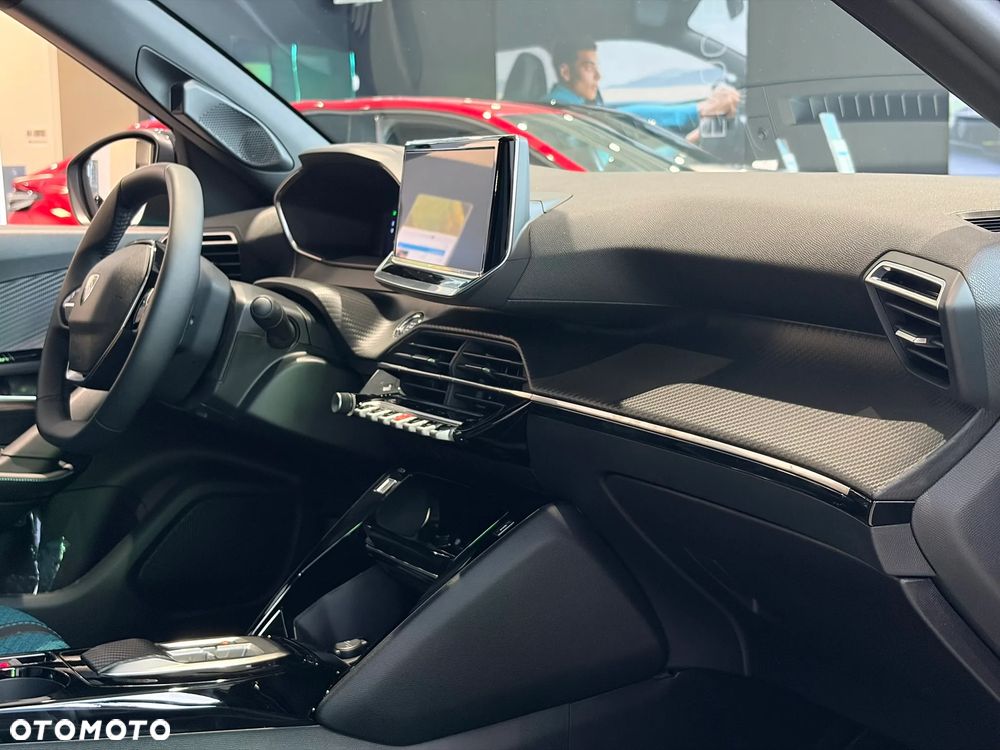 Peugeot 2008 PureTech mHEV Envy e-DCS6 - 29