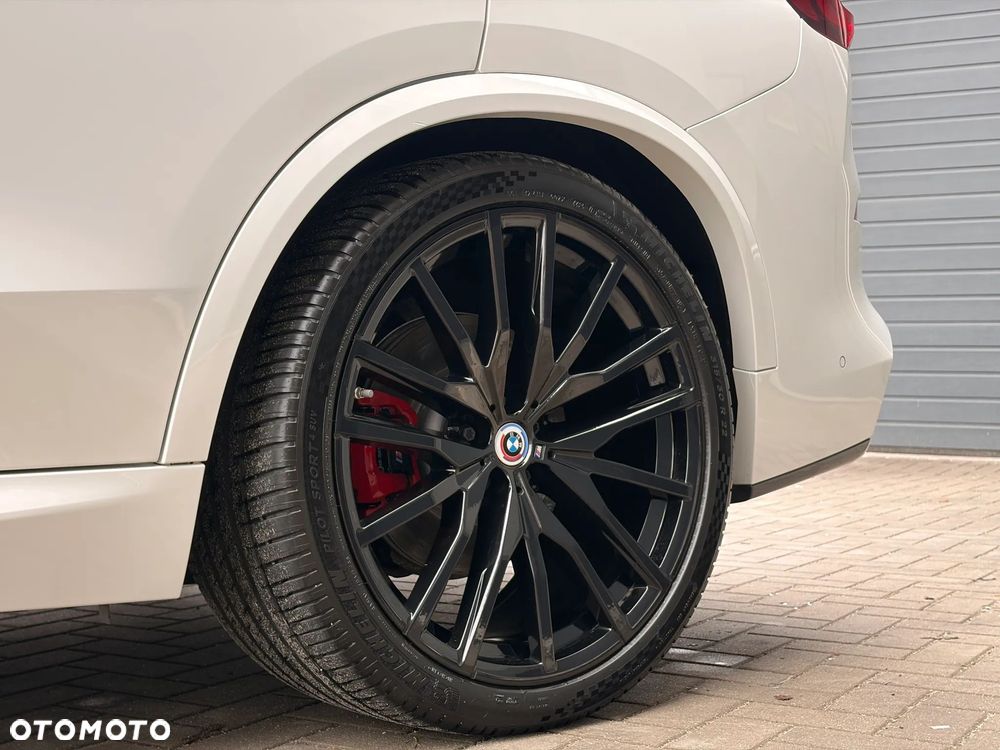 BMW X5 xDrive30d mHEV - 33