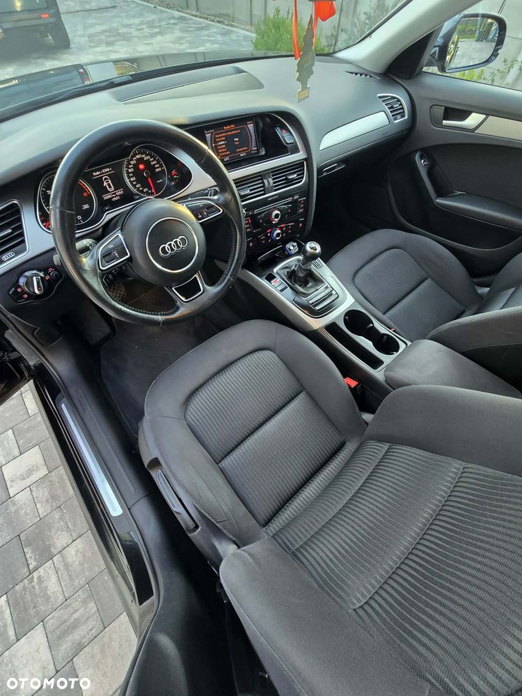 Audi A4 Avant - 9