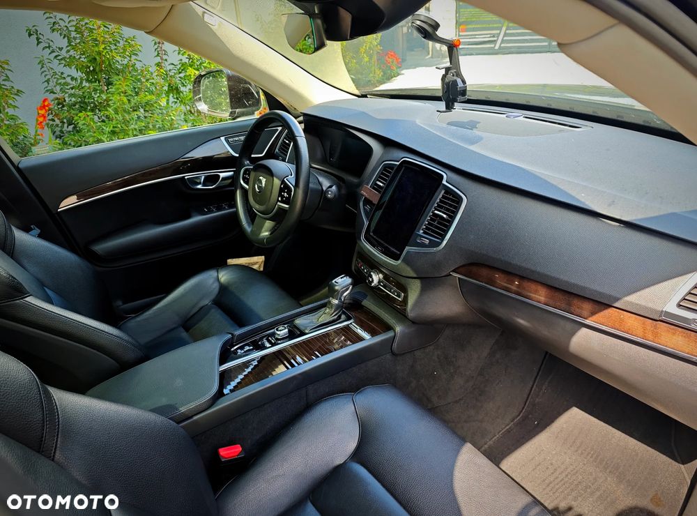 Volvo XC 90 T5 AWD Momentum 7os - 9