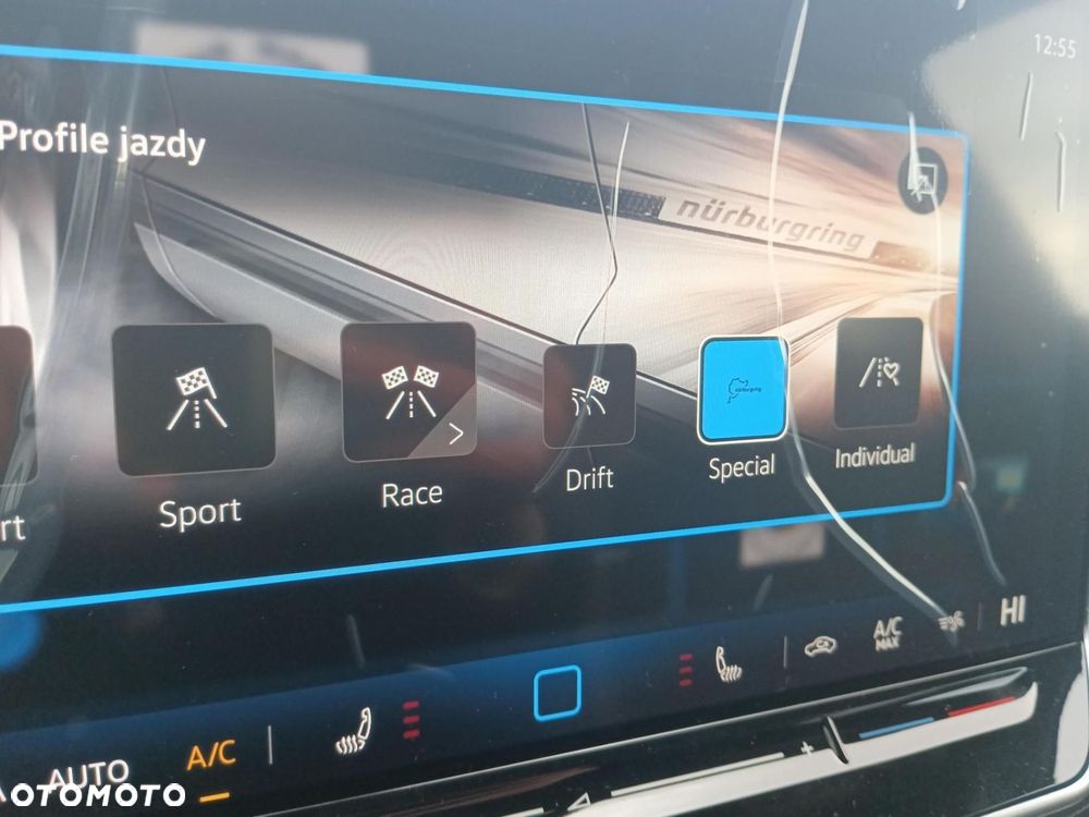 Volkswagen Golf - 12