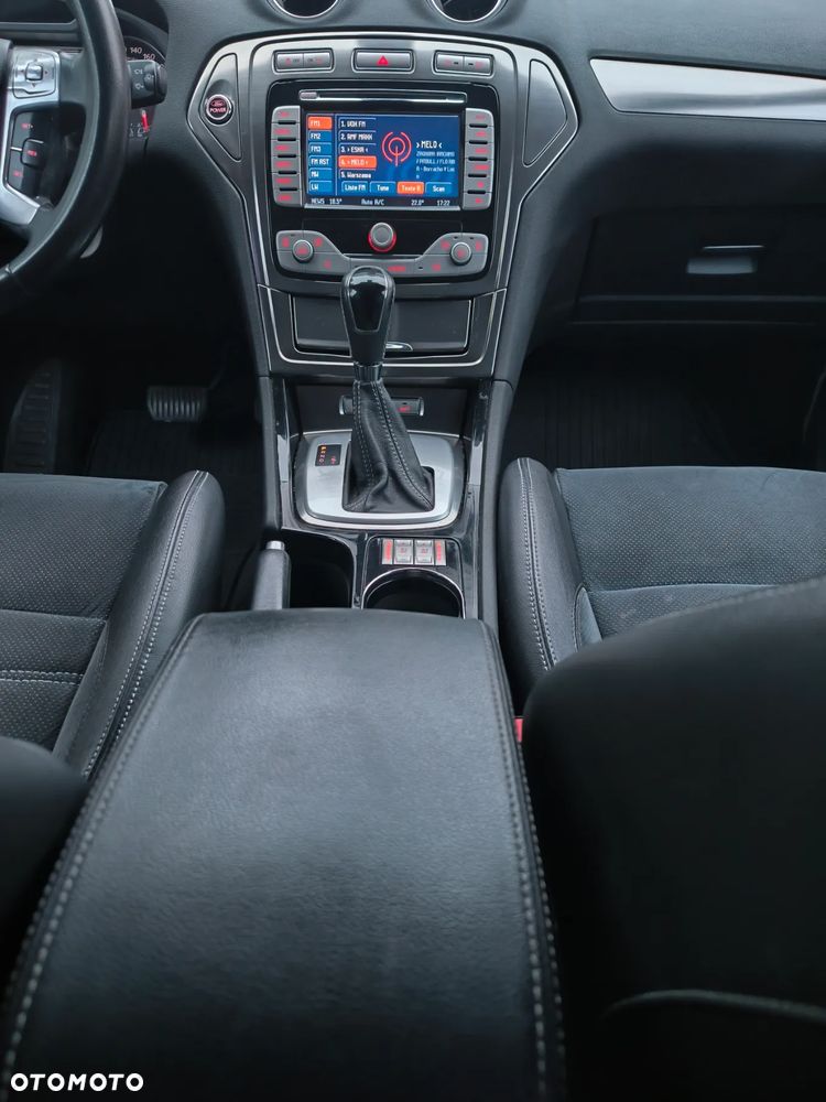 Ford Mondeo 2.0 TDCI Champions Edition - 28