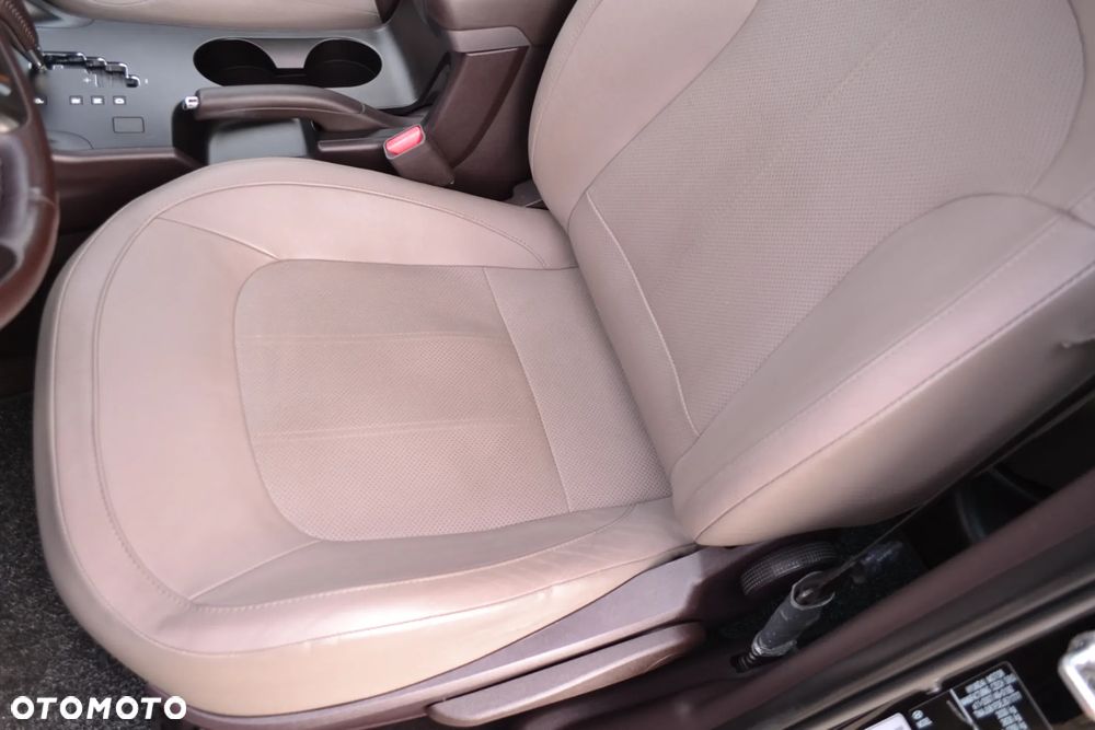 Hyundai ix35 2.0 4WD Automatik Style - 25
