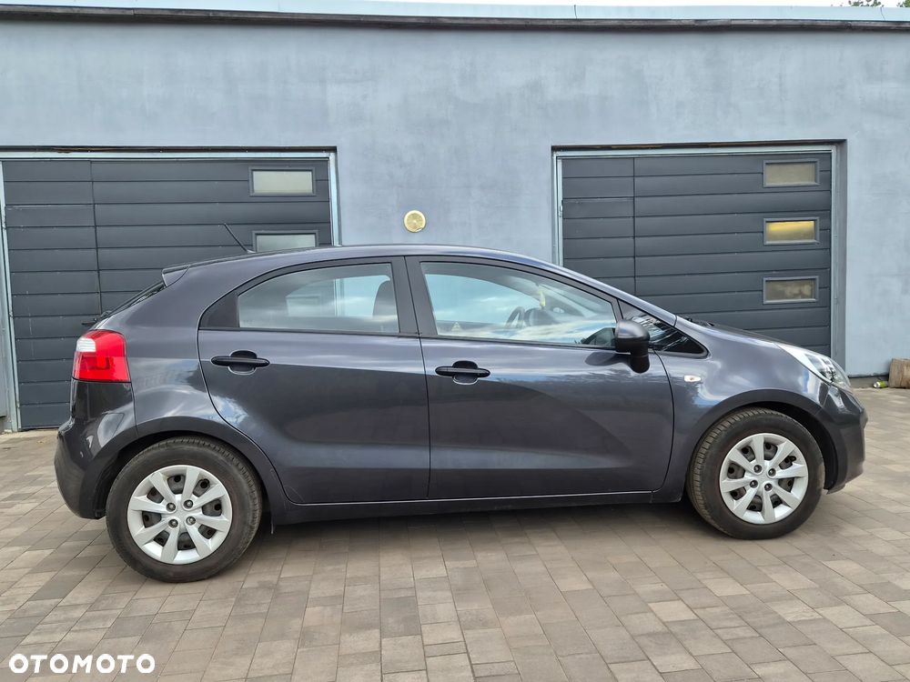 Kia Rio 1.2 M (klm) - 11