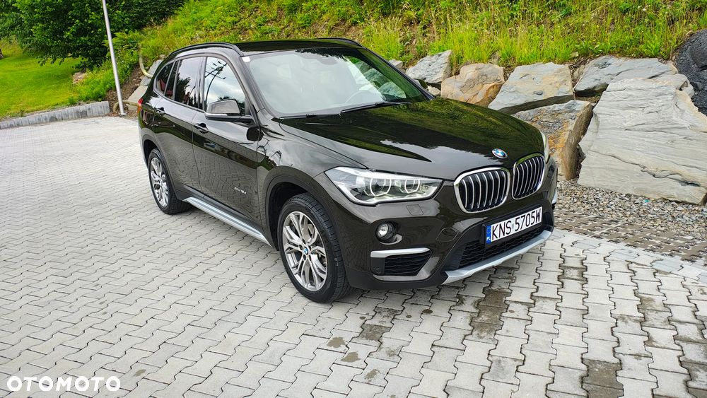 BMW X1 xDrive18d xLine - 13