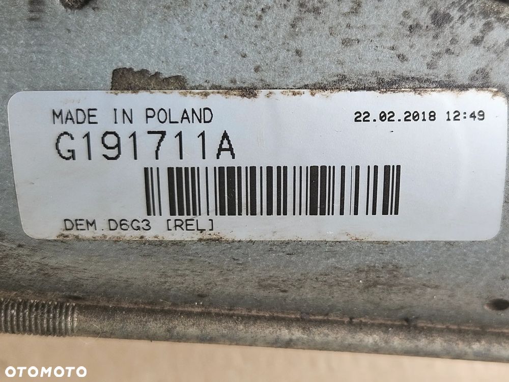 Citroen C2 C3 C4 Peugeot 207 307 207 1007 1.4 8V rozrusznik - 4