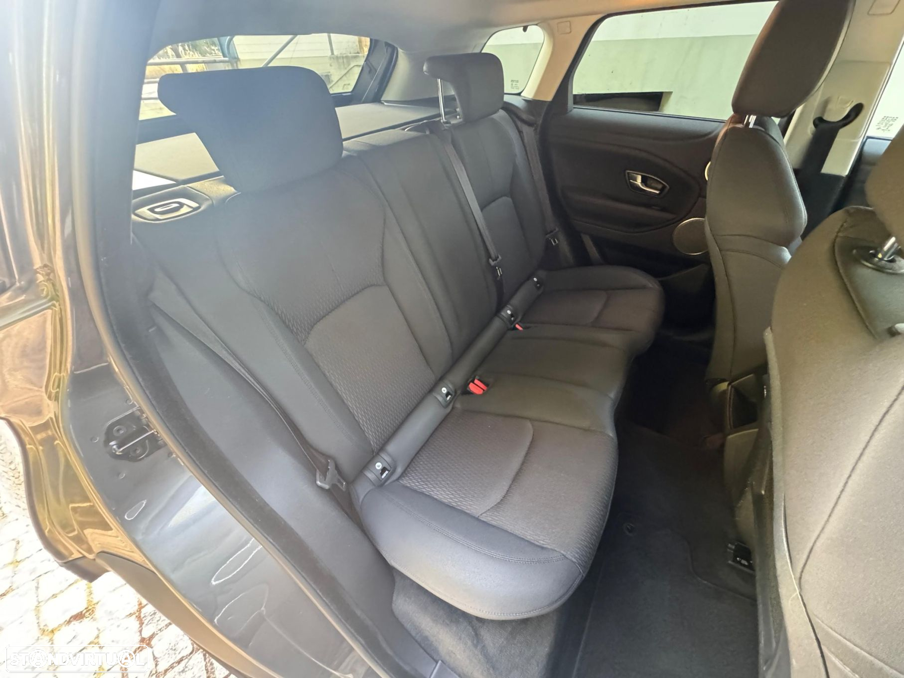 Land Rover Range Rover Evoque 2.0 TD4 Pure - 23