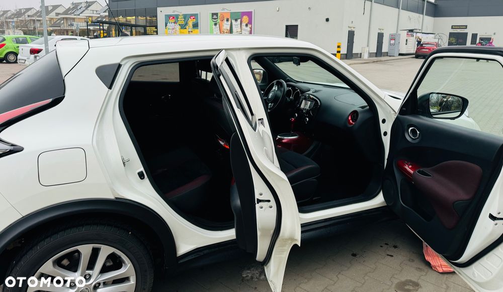 Nissan Juke 1.6 DIG-T N-Connecta 4WD Xtronic EU6 - 15