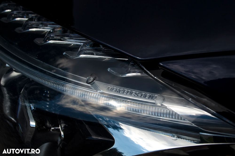 Mercedes-Benz C - 12