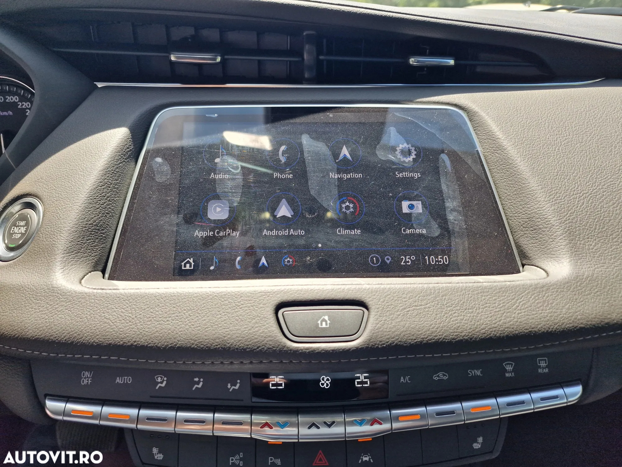 Cadillac XT4 350T AWD Premium Luxury - 15