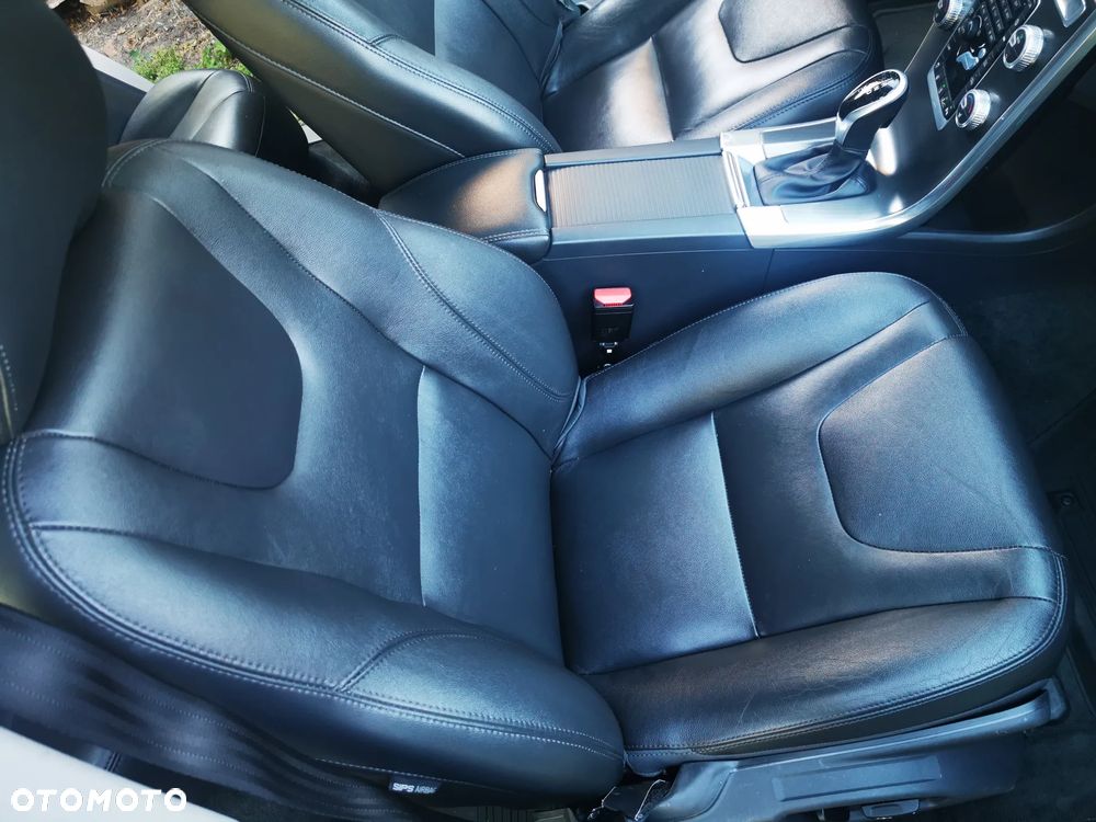 Volvo XC 60 - 40