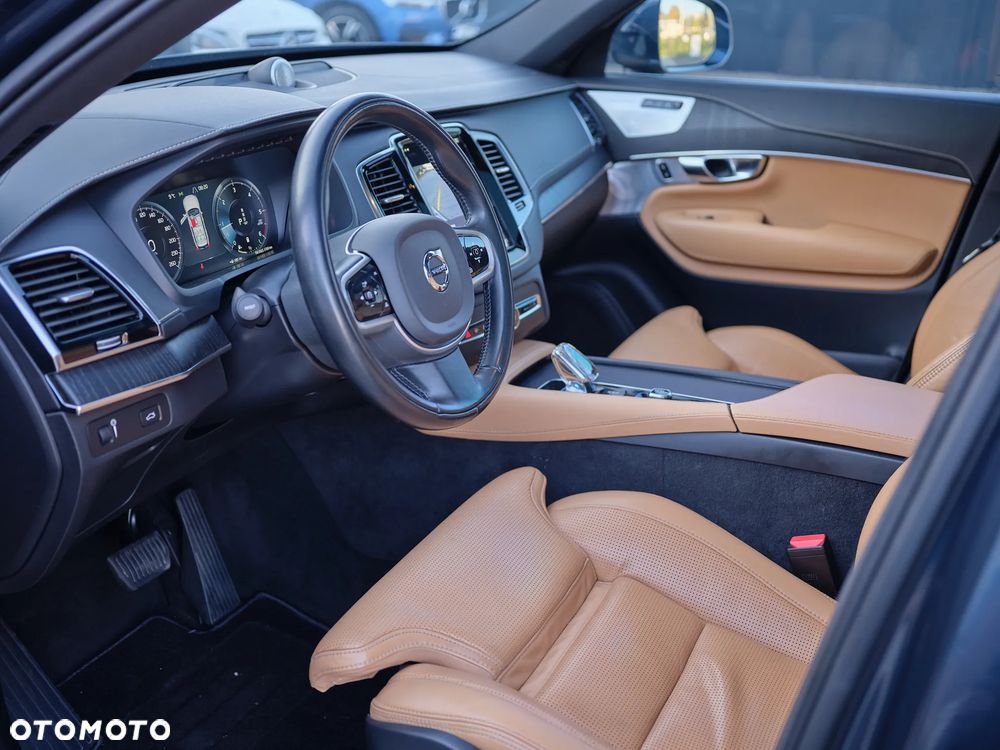 Volvo XC 90 B5 D AWD Inscription 7os - 17