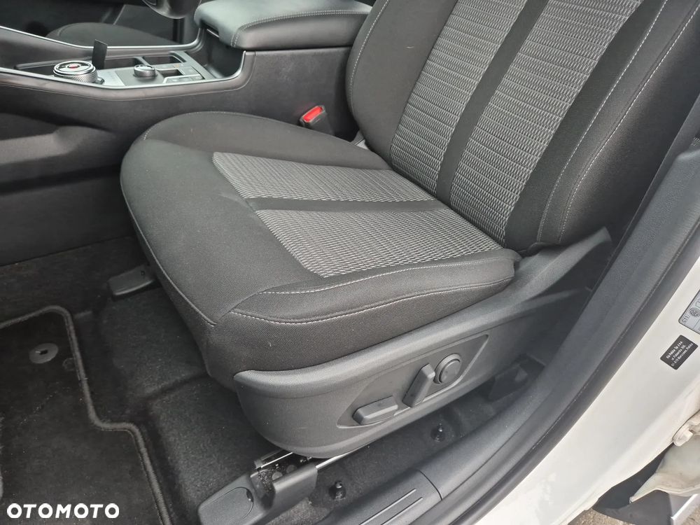 Kia Sorento 1.6 T-GDI HEV Prestige Line 6os - 12