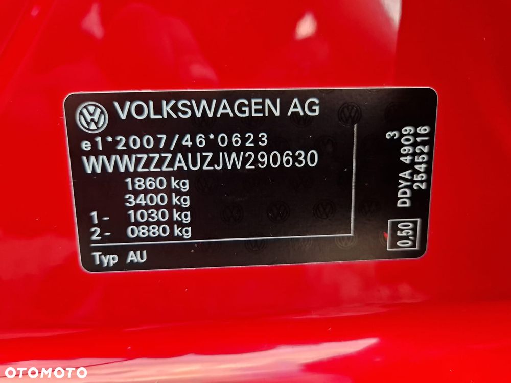 Volkswagen Golf - 28