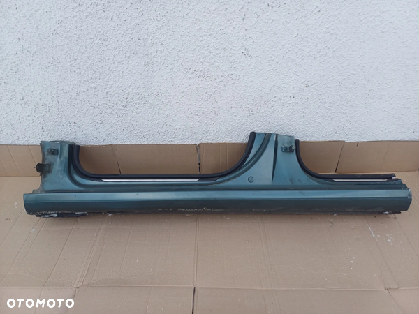Próg słupek lewy Skoda Superb II lift kombi