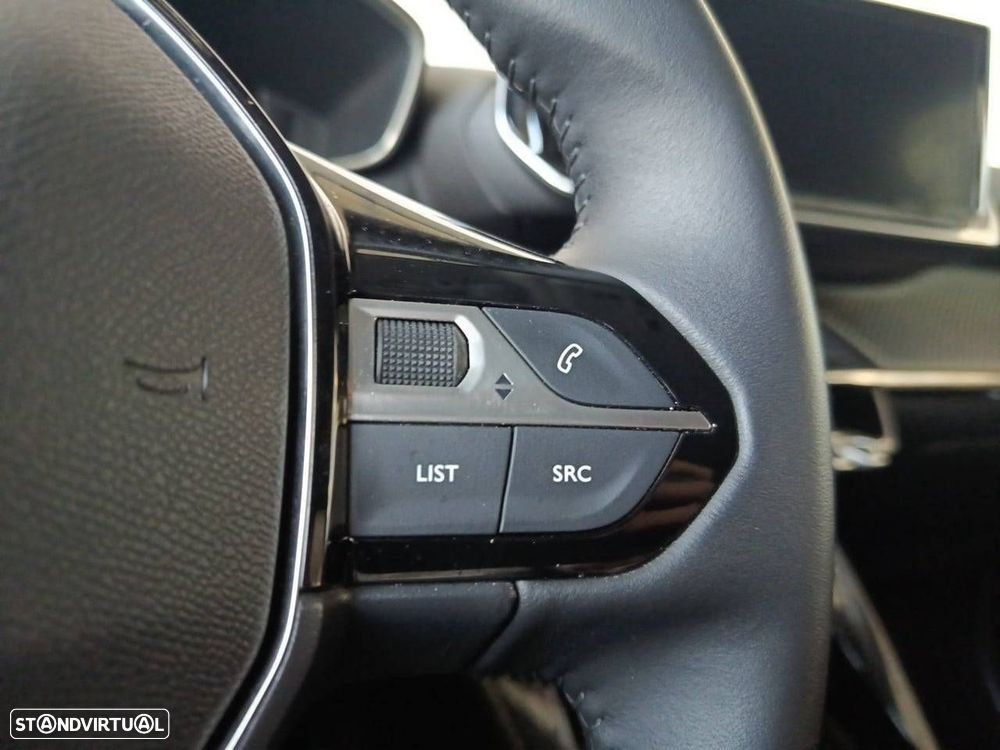 Peugeot 208 1.2 Hybrid Allure e-DCS6 - 17