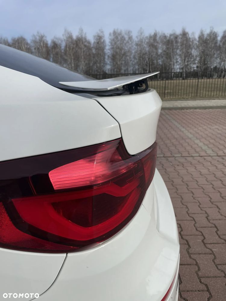 BMW 3GT 320i Luxury Line sport - 12