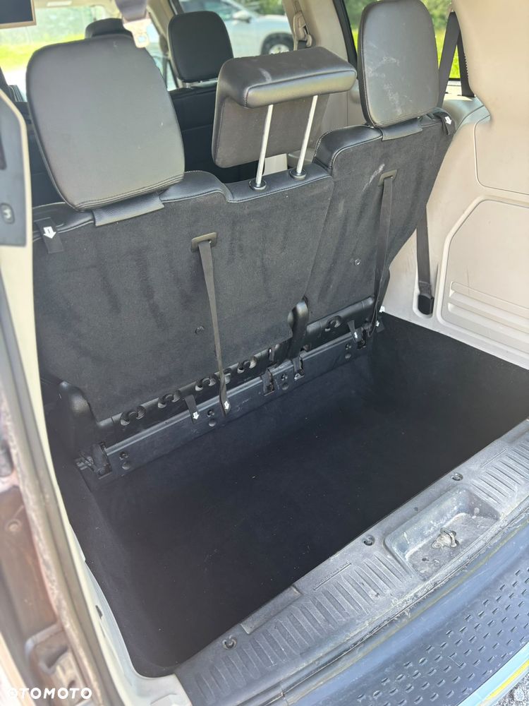 Chrysler Town & Country 3.6 Touring - 6