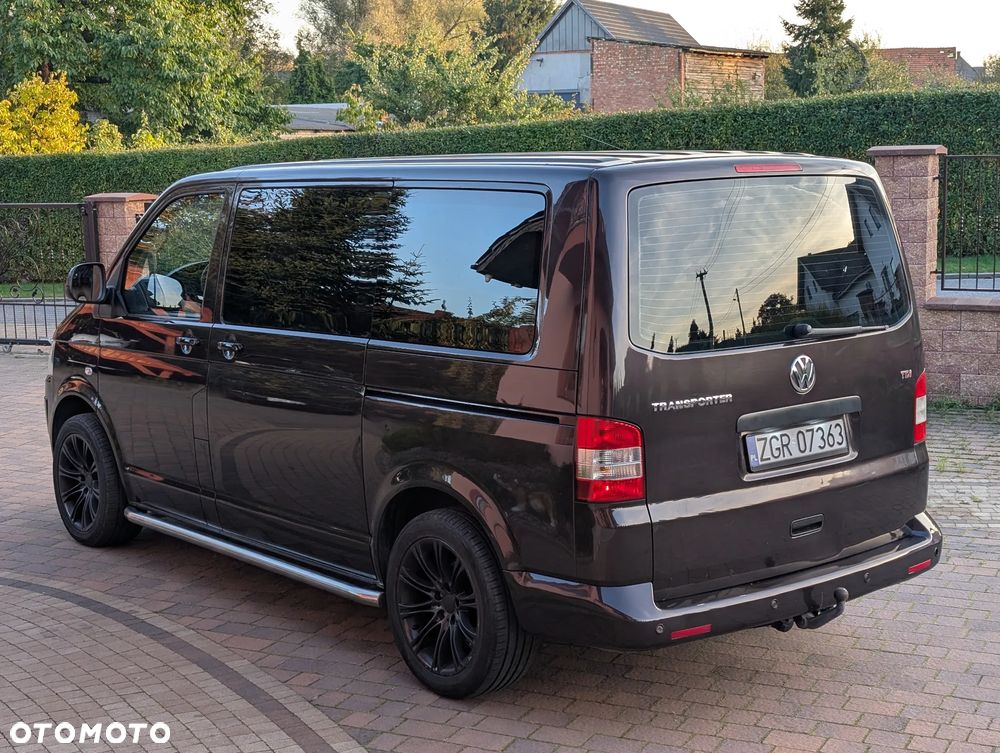 Volkswagen Transporter - 2