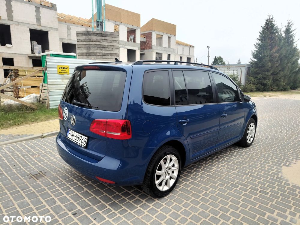 Volkswagen Touran 1.6 TDI DPF BlueMotion Technology Comfortline - 9