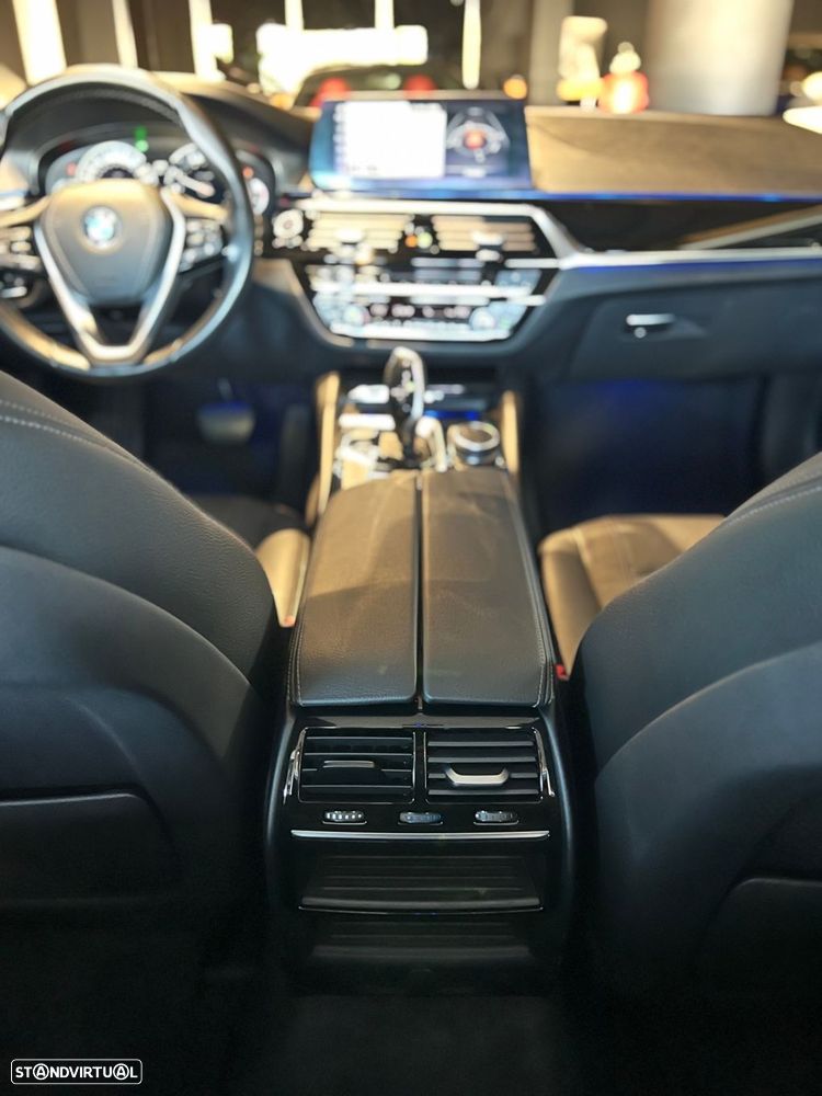 BMW 520 d Auto - 37