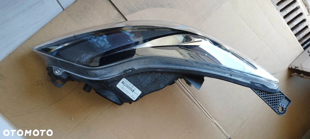 lampa przednia do forda focusa - 3